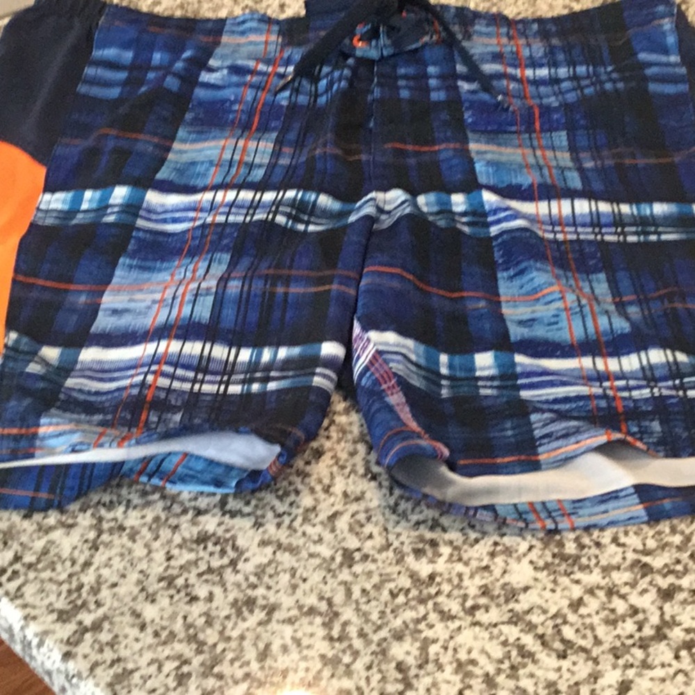 swim trunk